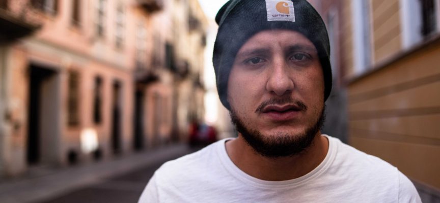 Schiavi di noi stessi: il viaggio introspettivo di Nyko Ascia