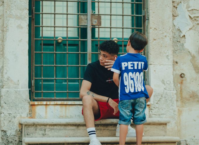 Petit è il singolo ufficiale di Don Pero, disponibile anche su YouTube