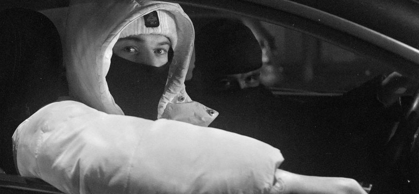 L’Italo americano DUNKAN racconta le differenze tra la cultura USA e quella italiana in “Americano”