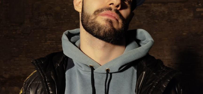 YOZOT: il primo rapper a cantare in latino pubblica un nuovo singolo