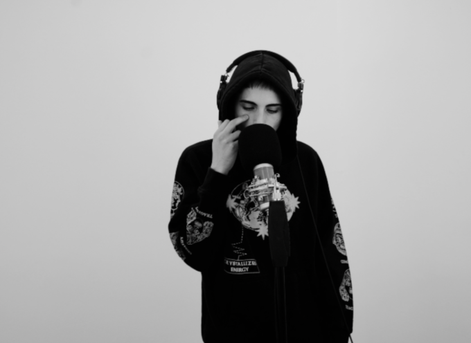Il giovane rapper torinese maulyce esordisce sulla scena urban con il singolo “Come mi sento”