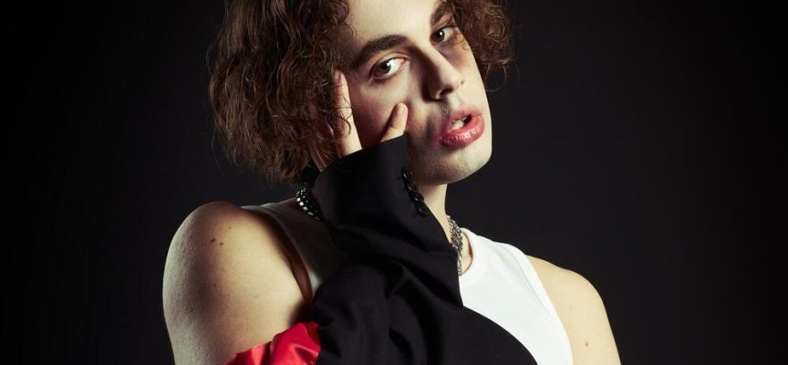 Ha lottato tra la vita e la morte ed ora, Drama, torna alla musica con “Patologia”