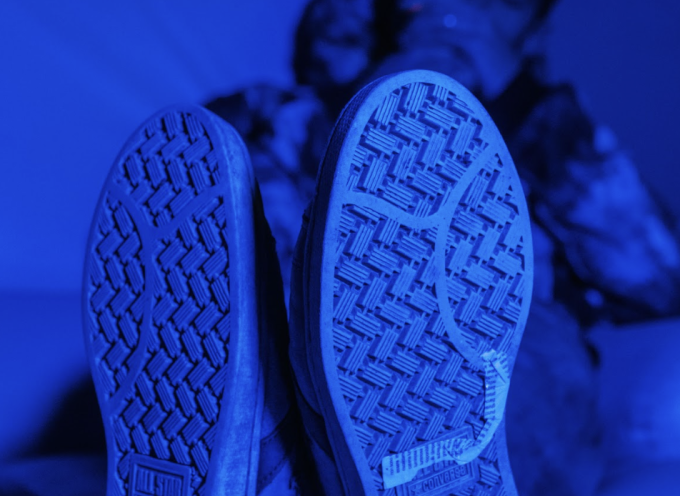 No tengo ganas: il nuovo singolo di Lando Cabret tra ironia e resistenza quotidiana