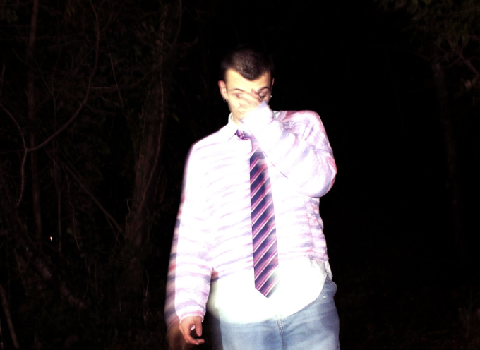 “Guai Guai Guai”: Gioff torna e mette a fuoco l’inquietudine del presente