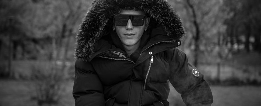 “No Hook”, il brano che rifiuta deliberatamente l’elemento più richiesto dal mercato contemporaneo: il gancio