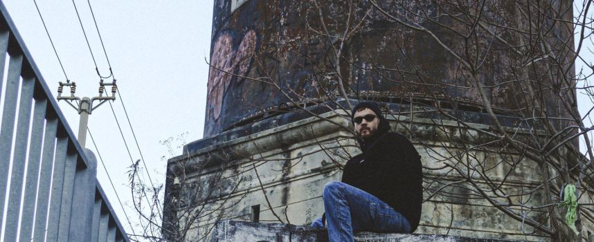 Intervista a Naesh: tra Jazz, Soul e urgenza emotiva, il nuovo percorso di Vita Lenta