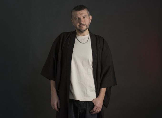 La cella di fronte, Kento porta in teatro l’esperienza nelle carceri minorili