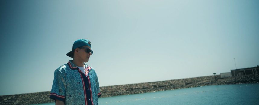Tramo, Sewit e MasterMaind nel singolo “Cocktail”: il rap indipendente trova il suo bancone d’estate